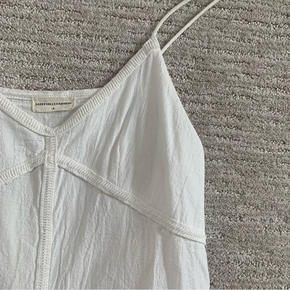 White Frill Linen Dress - Picture 6 of 8